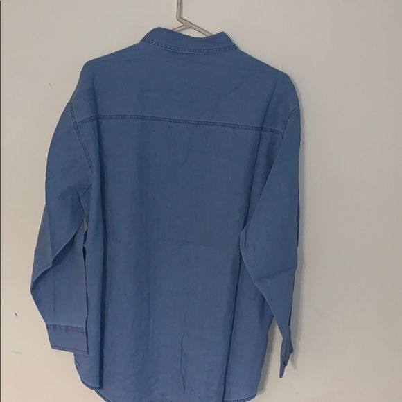 🚨 BOGO 🚨 Light Wash PTNY Denim Blouse - Picture 4 of 5
